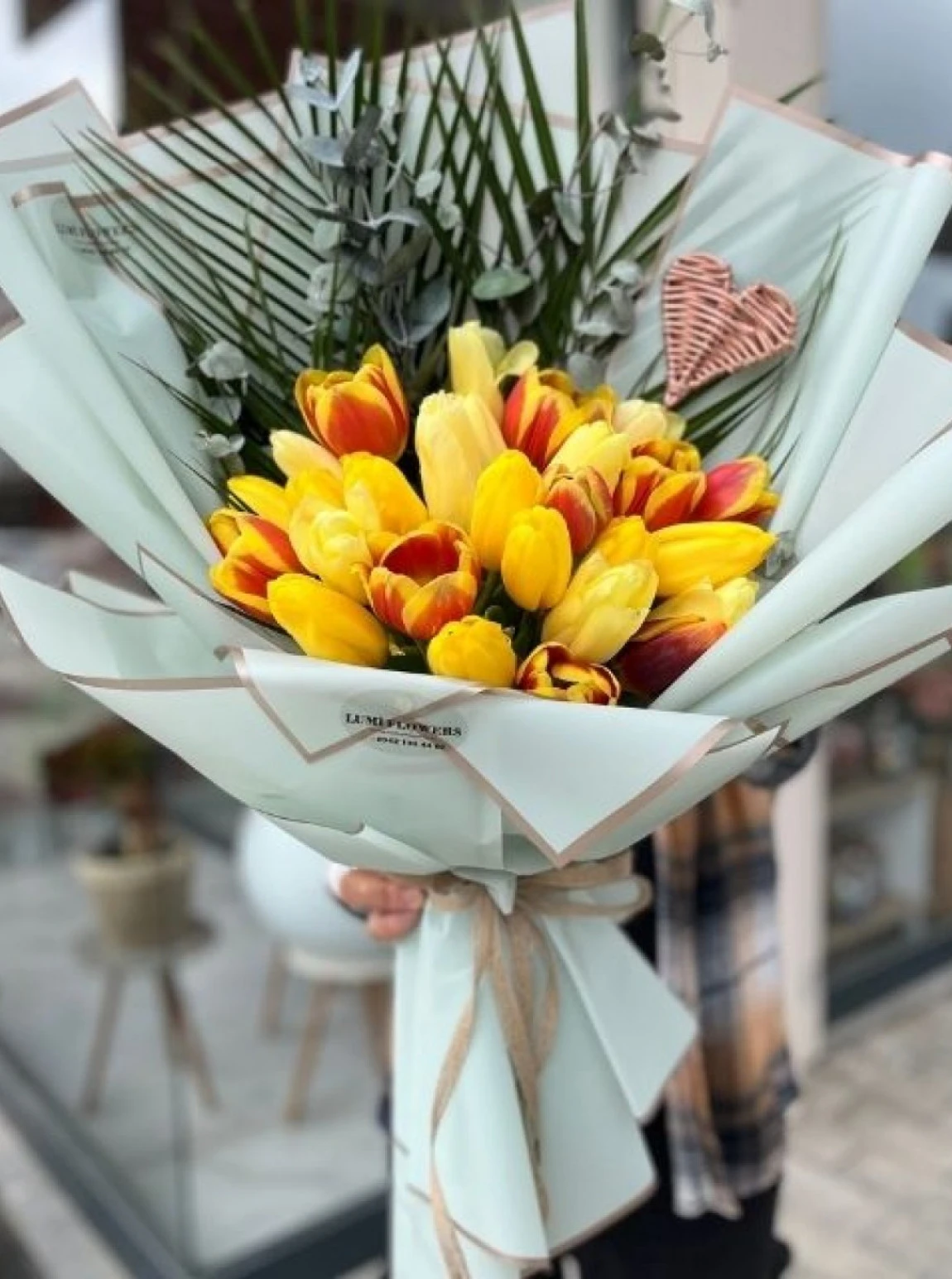 Aşkın Enerjisi Lale Buketi