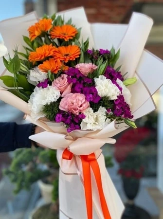 Neşeli Günler Buketi