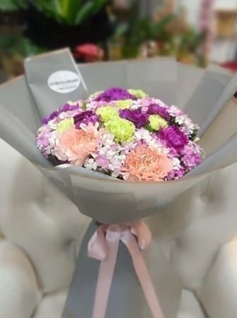 Pastel Renkli Karanfil Buketi
