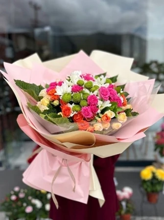 Renklerin Dansı –  Gül Ve Papatya Buketi